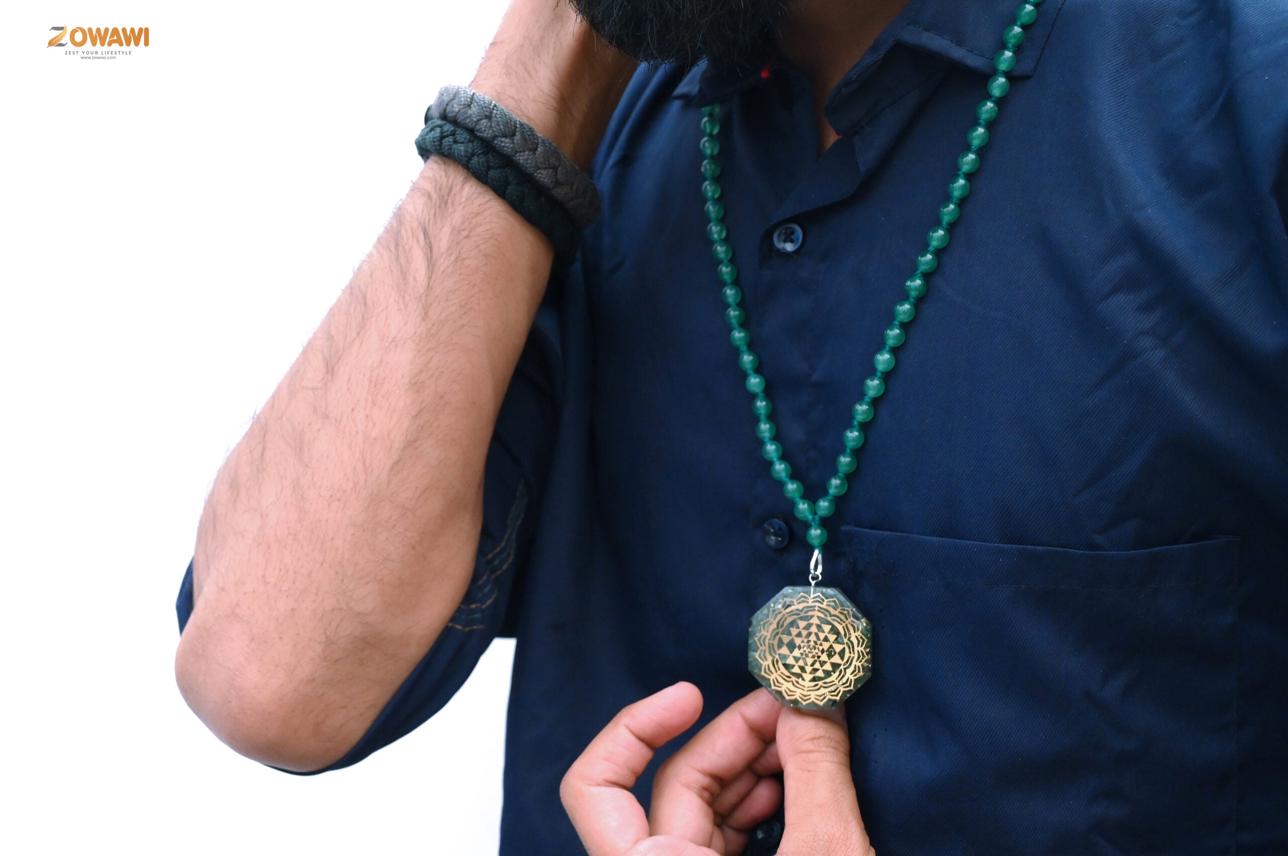 Green Aventurine Shree Yantra Orgone Pyramid With Necklace