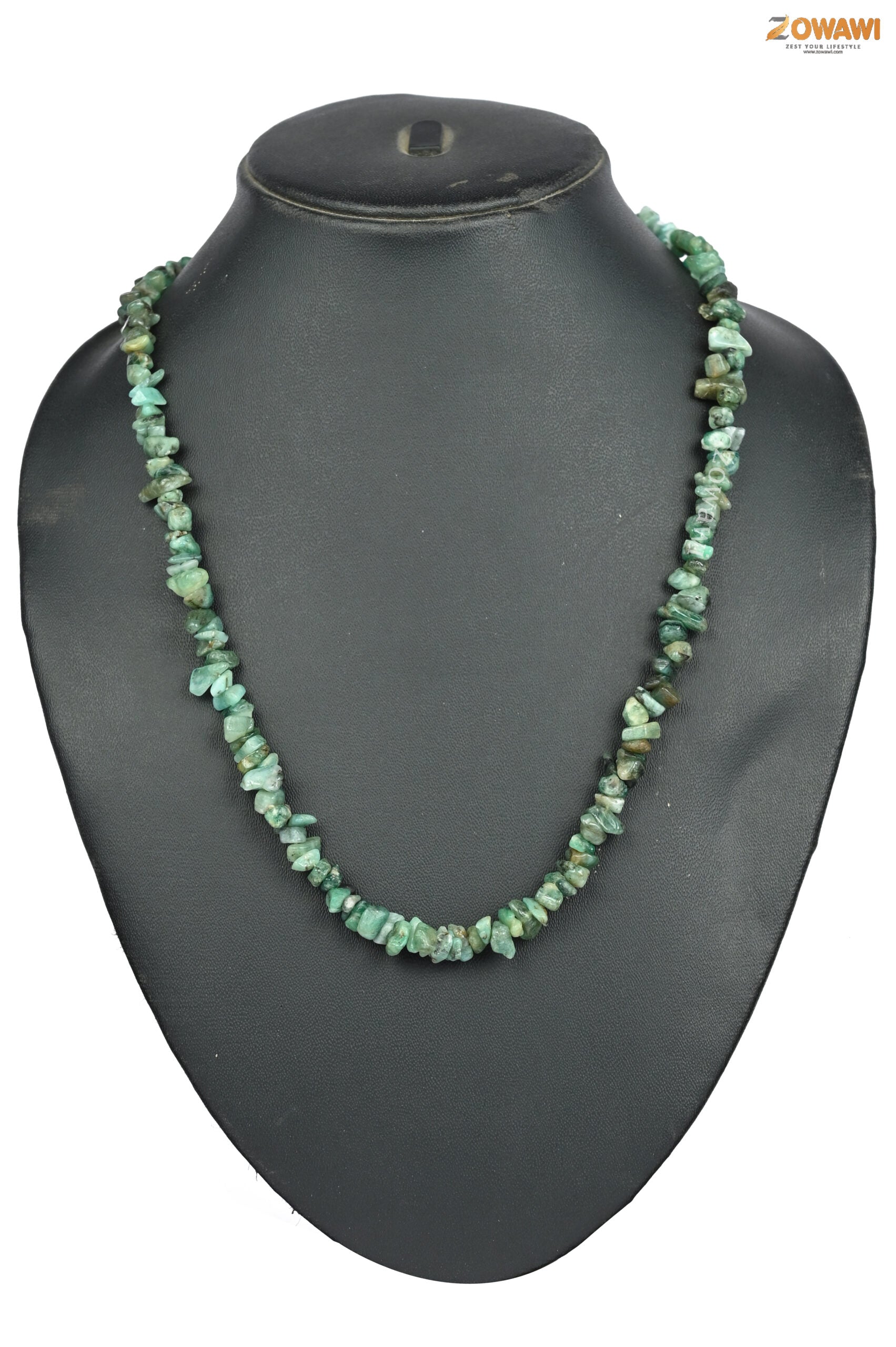 Premium Green Emerald Chips Necklace For Daily Wear