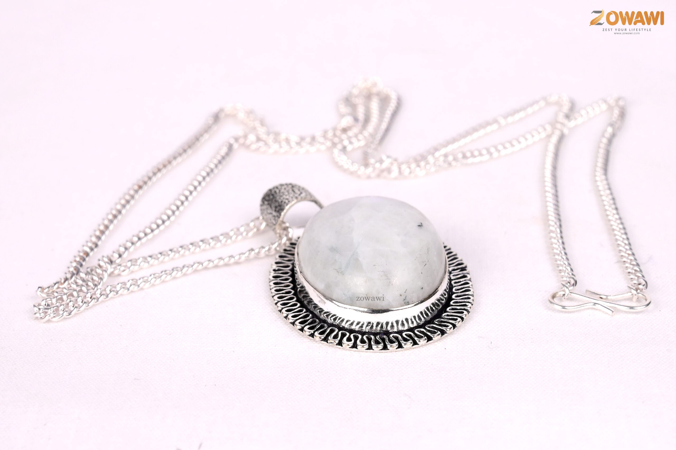 Natural Rainbow Moonstone Unisex Pendant In Sterling Silver With Neck Chain