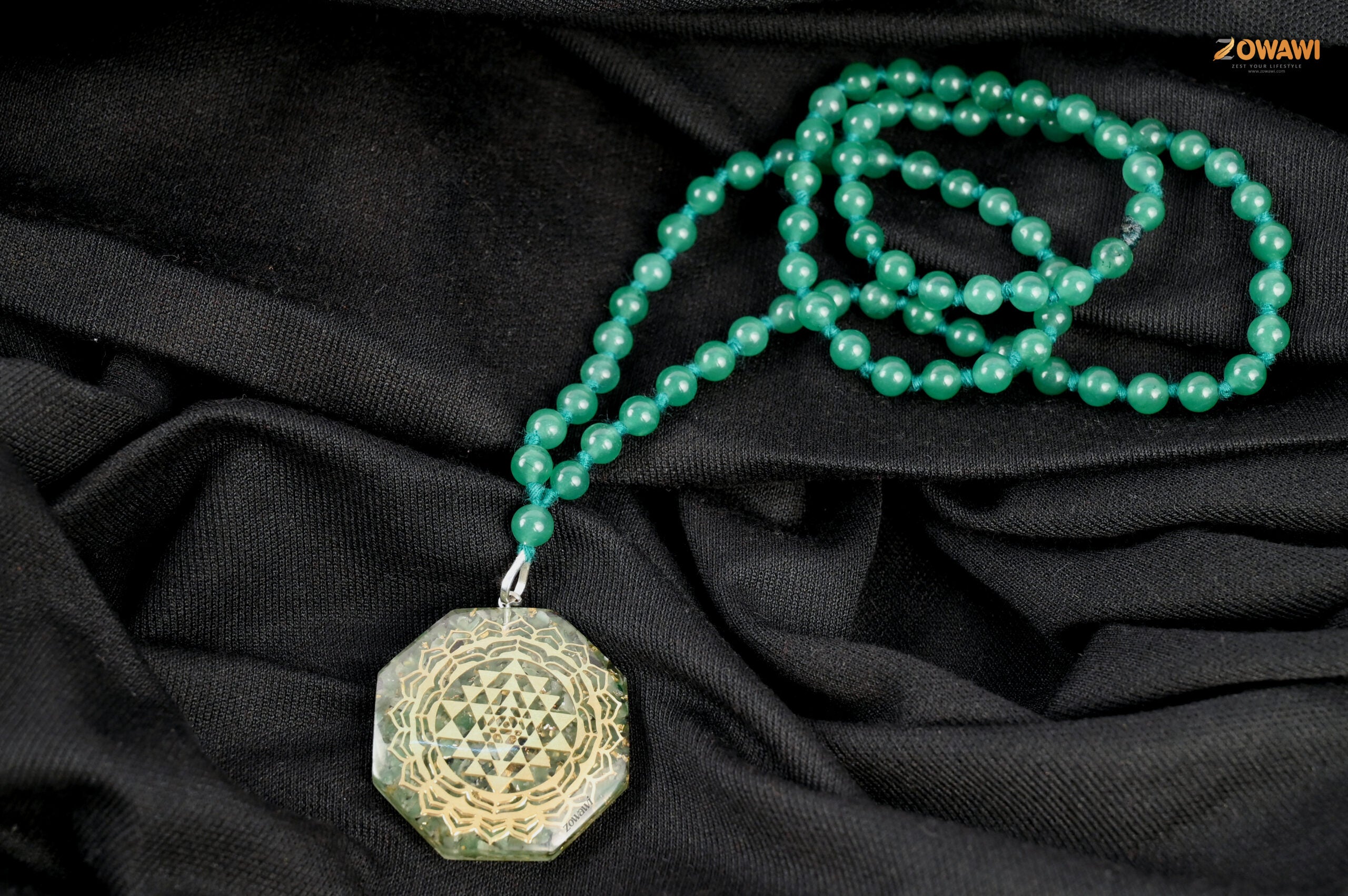 Green Aventurine Shree Yantra Orgone Pyramid With Necklace