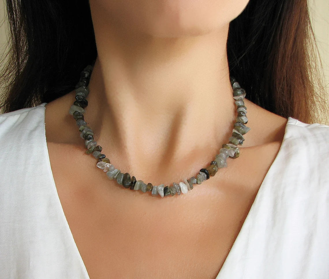 Labradorite Chips Necklace