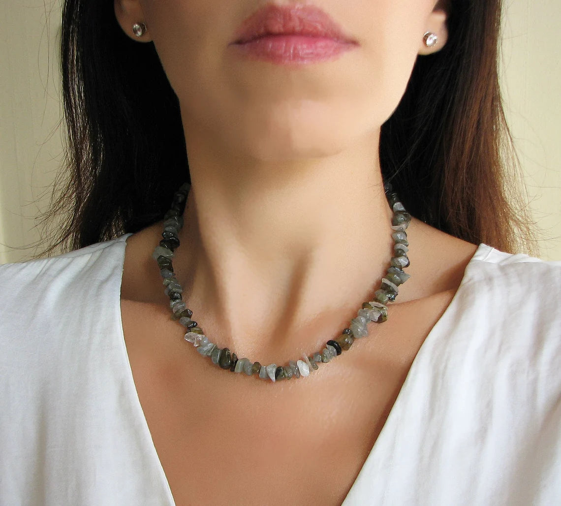 Labradorite Chips Necklace