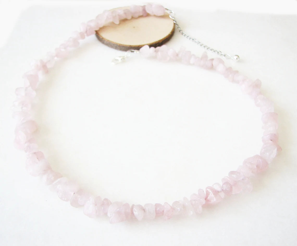 Rose Quartz Chips Necklace