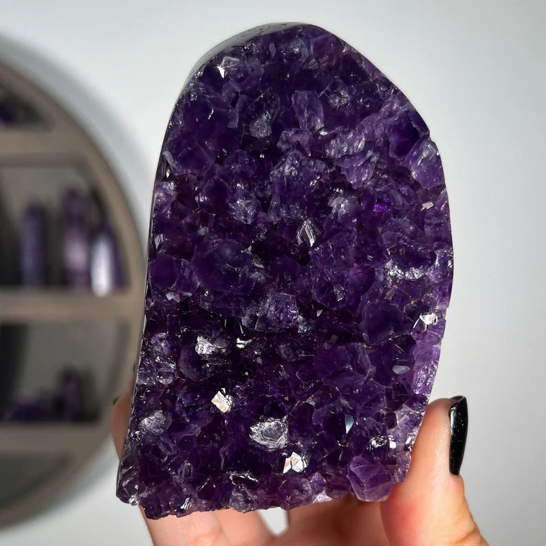 Premium Amethyst Geode 1 pcs , Approx Weight 4000ct to 4500ct