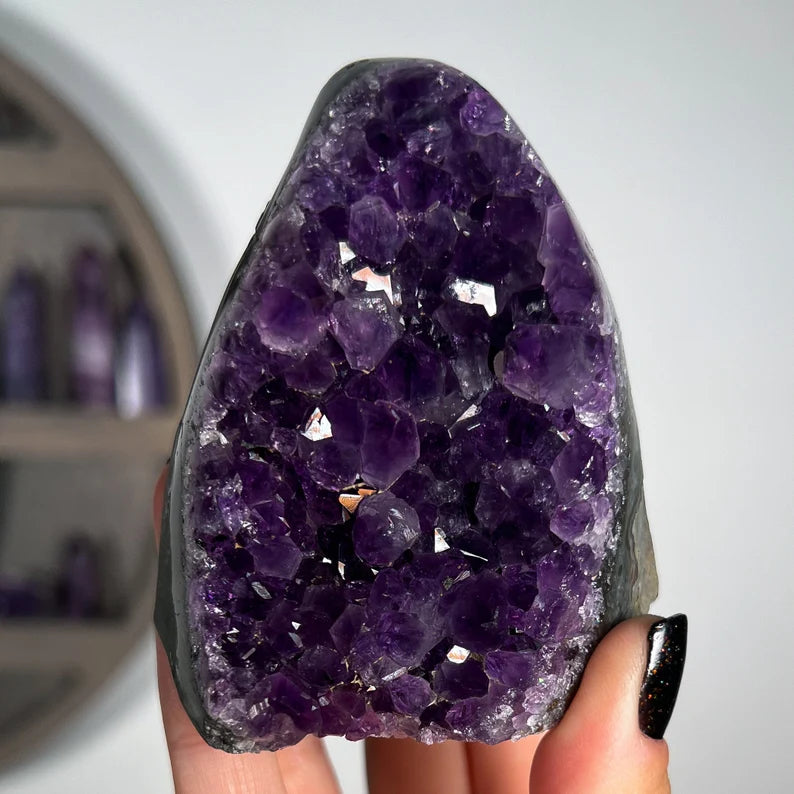 Premium Amethyst Geode 1 pcs , Approx Weight 4000ct to 4500ct